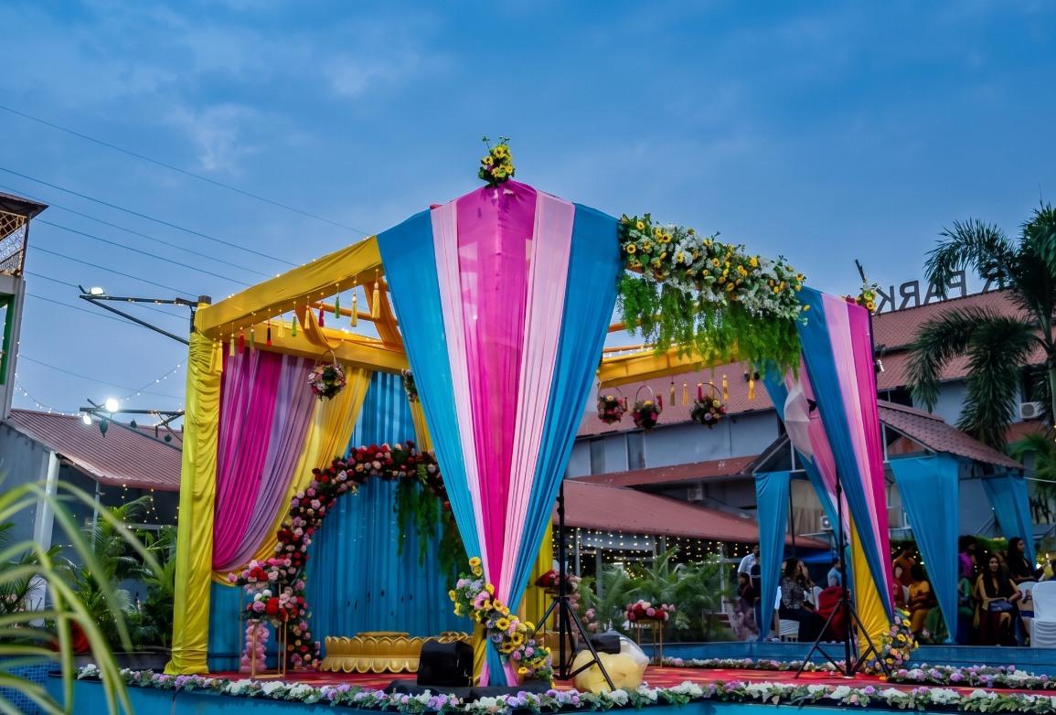 Pool center Haldi